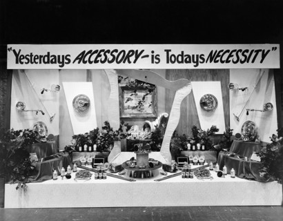 Automotive Accessories Display