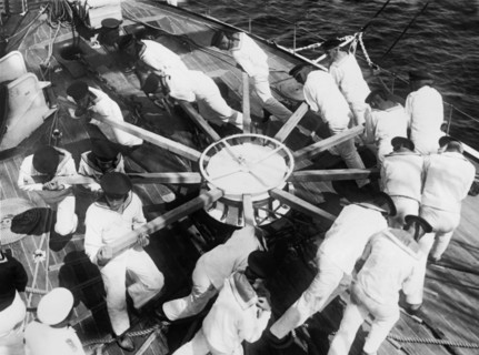 Learning Naval Teamwork