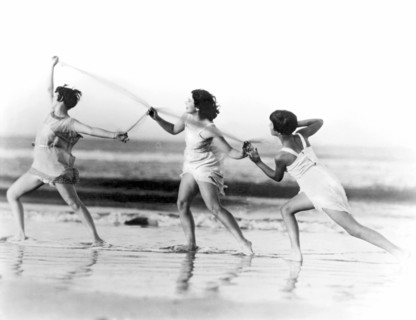 Modern Dance On The Beach