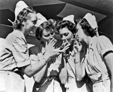 Smoking Army Nurses