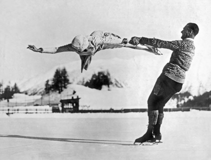 Figure Skating Merry-Go-Round on the Ice