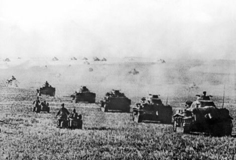 Nazi Tanks Move On Stalingrad