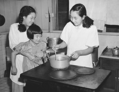 Hirohito's Daughters Cooking