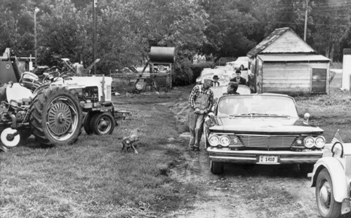 Kennedy Visits Iowa Farmer