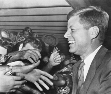 Kennedy Smiles In Florida