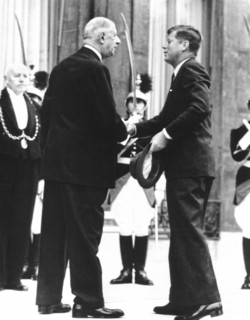 Kennedy & de Gaulle Meet