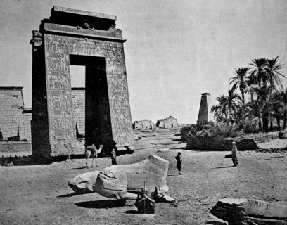Ruins of karnak in thebes, egypt