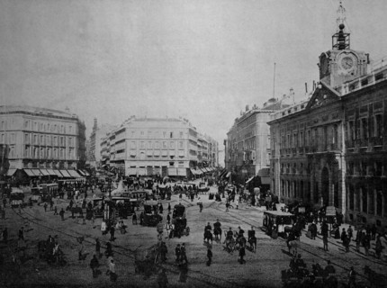 Puerta del sol square, madrid