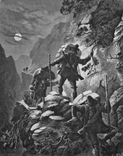 Nocturnal smugglers