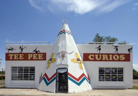 Tee Pee Curios Shop, Route 66 in Tucumcari, New Mexico 2006