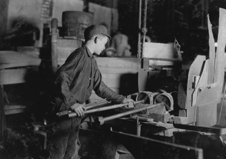 At the "Glory Hole." A midnight scene in a N.J. Glass Works. Cumberland Glass Works 1909