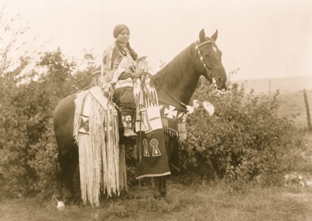 Holiday trappings 1910