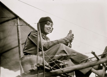 Helene Dutrieu 1911