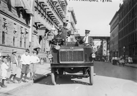 Auto insurance patrol