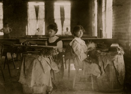 A Rarniriz Cigar Co., Tampa, Fla. Tampa, FL 1909