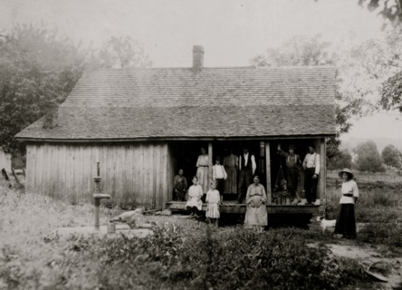 A typical farm home and family near Wilde, Ky. 1916