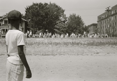 Mob marching from capitol to Central High  1959