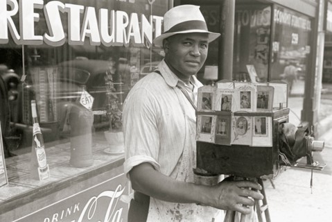 African American Itinerant photographer in Columbus, Ohio 1935