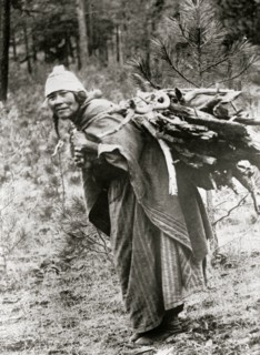 AMERICAN MEDICINE WOMAN 1913