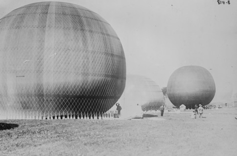 Balloons on field prior to start of race, Indianapolis