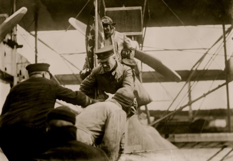 Lt. Com. Mitscher & Lt. Barin Landing