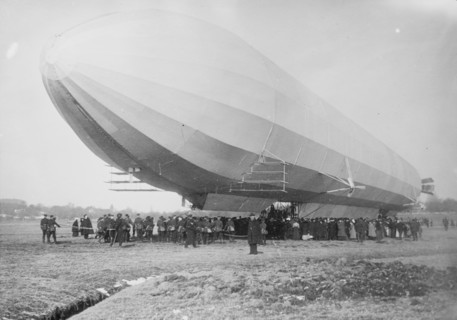 Blimp, Zeppelin No. 3, on ground