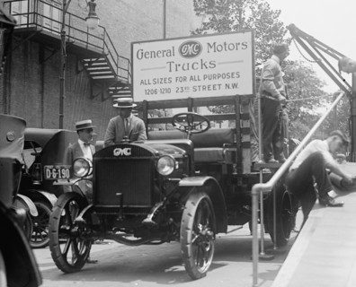 General Motors Trucks for all purposes 1924