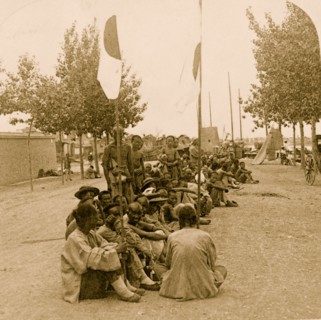 Chinese Laborers Line up For Japanese Occupiers 1901