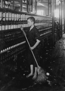 Cleaner and Sweeper - Spinning Department of American Linen Co. 1916