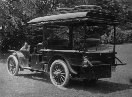 DuPont camp auto 1912