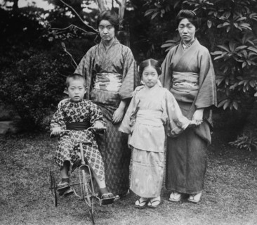 Ishi Family portrait