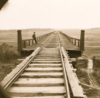 Farmville, Va., vicinity. High bridge of the South Side Railroad across the Appomattox 1865
