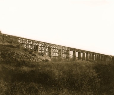 Farmville, Virginia (vicinity). High bridge of the South Side Railroad across the Appomattox 1865