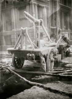 Frozen fire apparatus, Equitable fire 1912