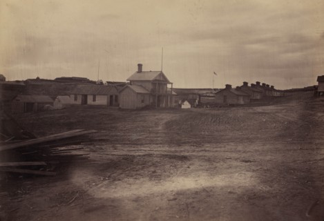 Fort Sumner, barracks for officers and soldiers in foreground 1863