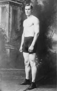 George One Round Davis 1910