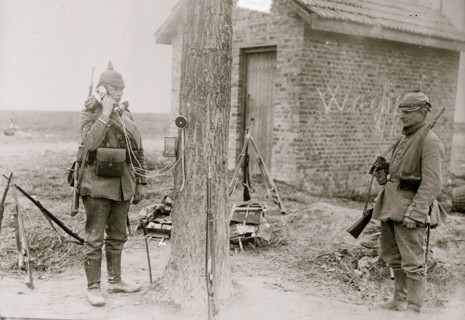German field telephone