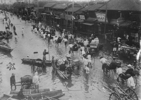Honjo Flooded with Imperial Messengers and Water