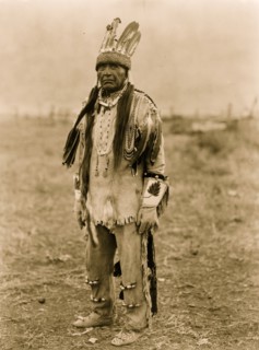 Klamath in costume 1923