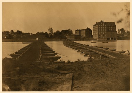 Manchester Mills & pontoon bridges, Ap. 15, 1865, Richmond, Va., 1865