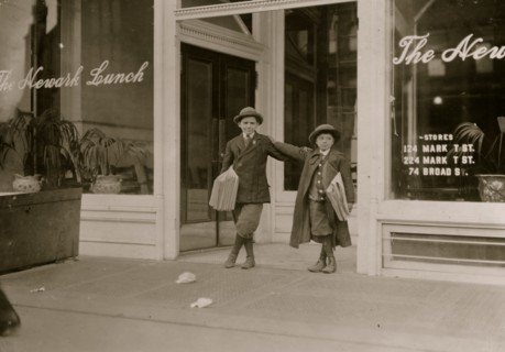 Jewish Newsboys in Newark, NJ 1910