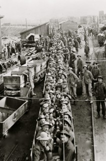 Going to work 1909