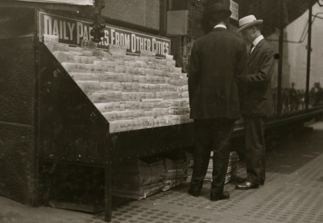 Newsstand 1913