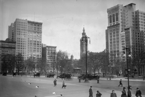 Once a Square with a Garden 1912