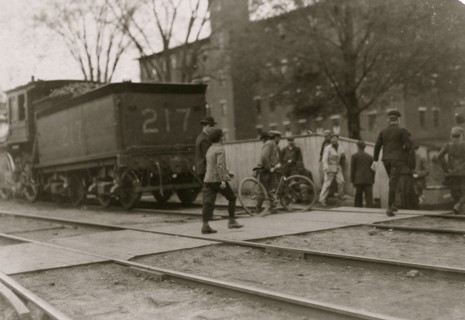 Noon hour, May 19, 1909. Boys working in Great Falls Mfg. Co., Somersworth, NH.  1910