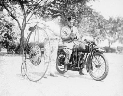 Velocipede and motorcycle 1921