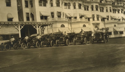 Pope-Toledo's at Hotel Wentworth, used at peace conference, Portsmouth, N.H., U.S.A., August, 1905 1905