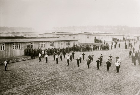 Prison camp, Zossen -- exercise