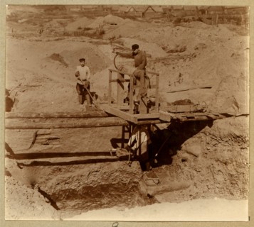 Recovery of gold-bearing sand. [Berezovski] 1910