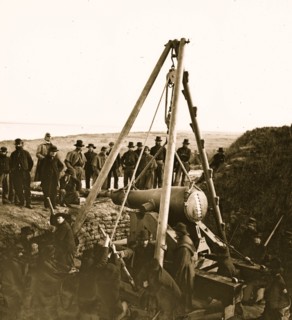 Savannah, Georgia (vicinity). Army engineers removing a 48-pdr. 8-inch Columbiad from Fort McAllister 1864